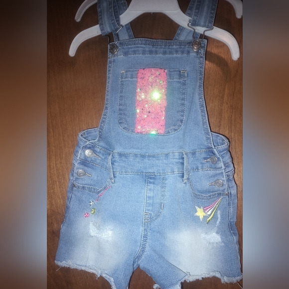 BlueJeanOveralls w/Pink Details🩷 - Picture 3 of 8